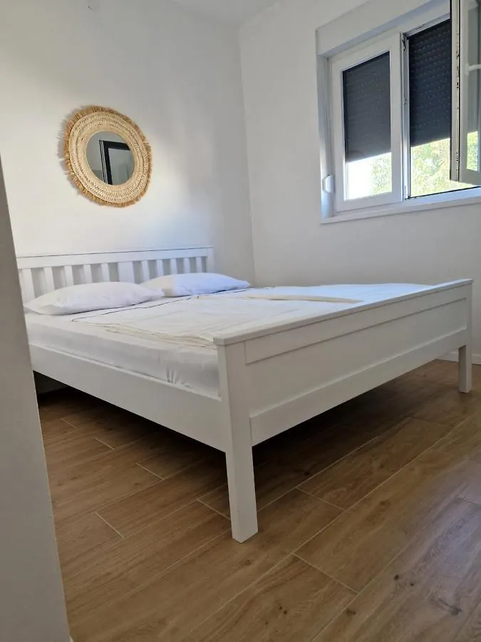 Villa Panama Bosana 0*,  Croatia